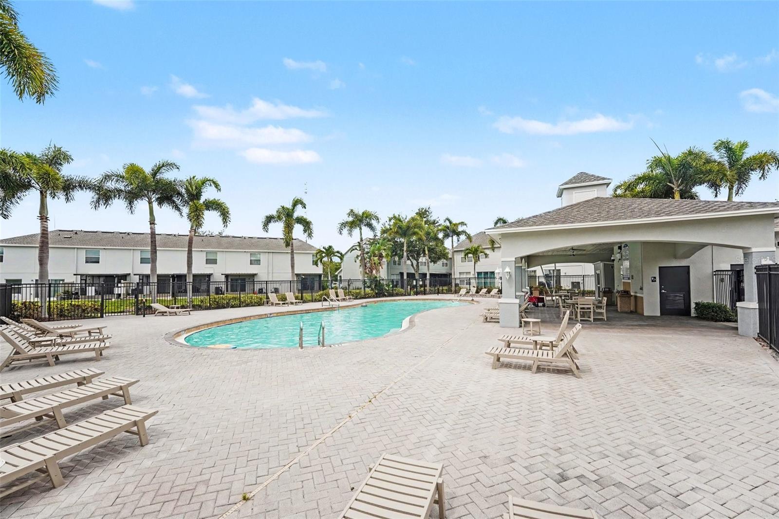 SAWGRASS VILLAGE - Residential