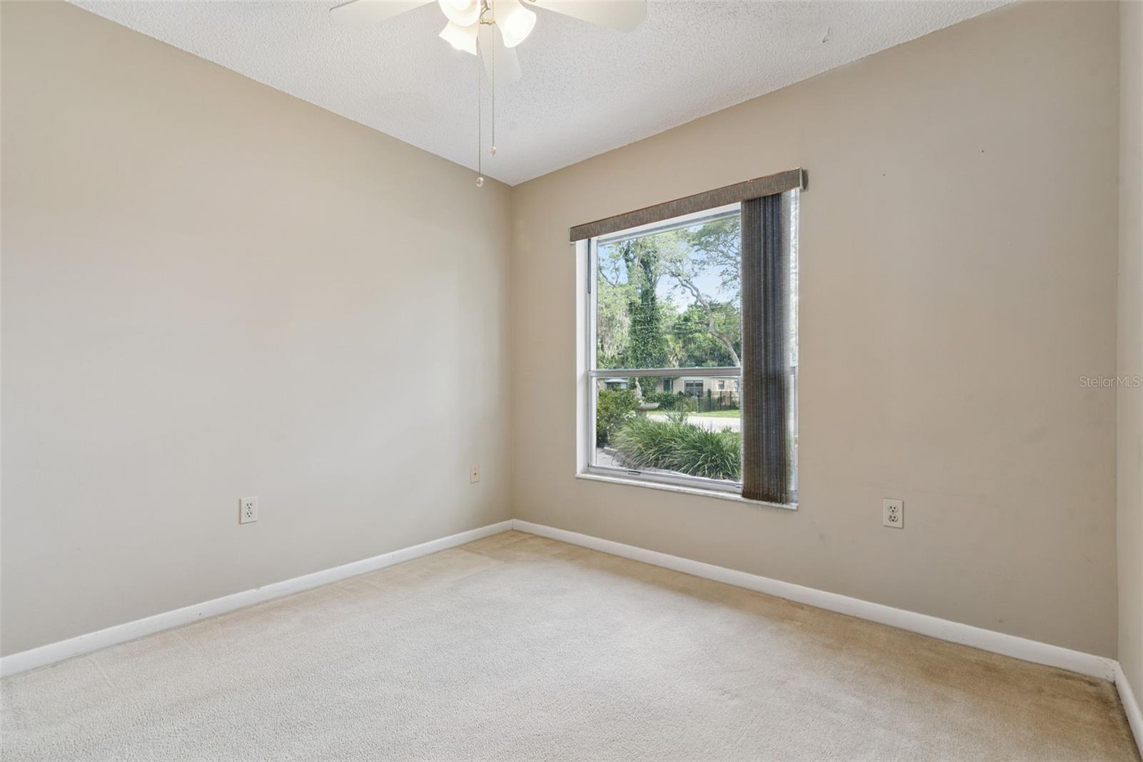 LONGWOOD PARK - Residential