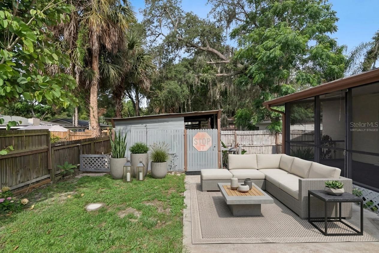 LONGWOOD PARK - Residential