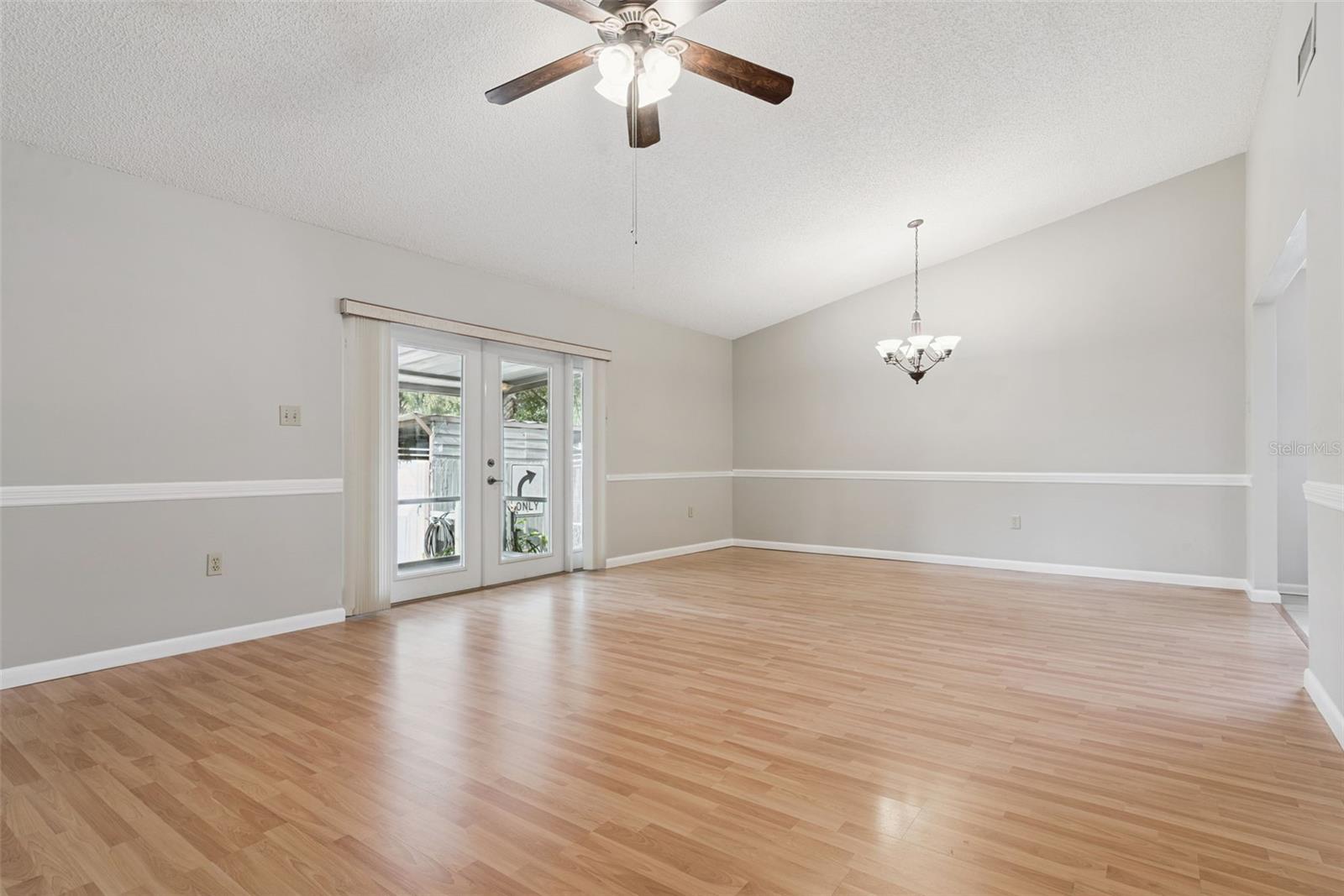 LONGWOOD PARK - Residential