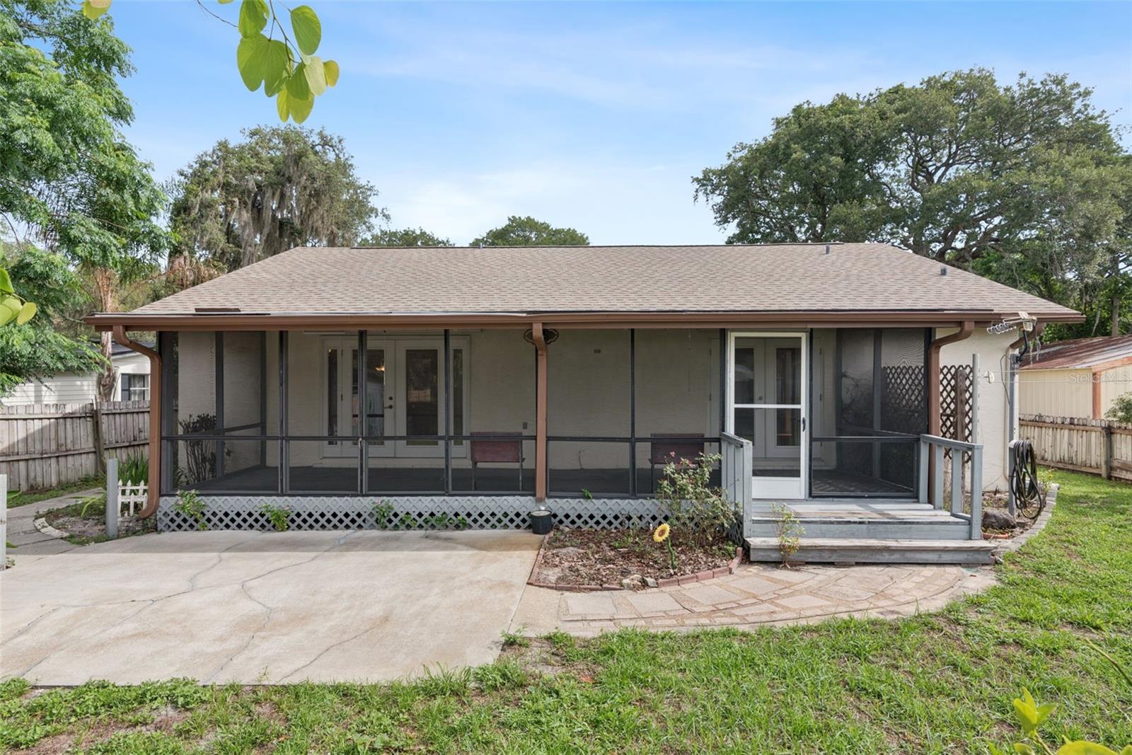 LONGWOOD PARK - Residential