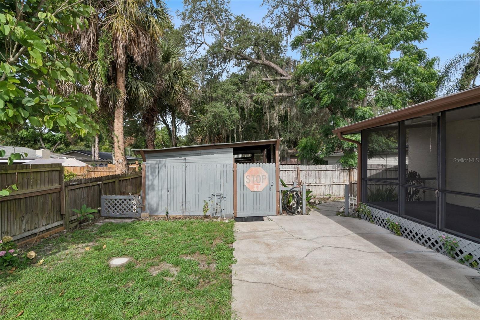 LONGWOOD PARK - Residential