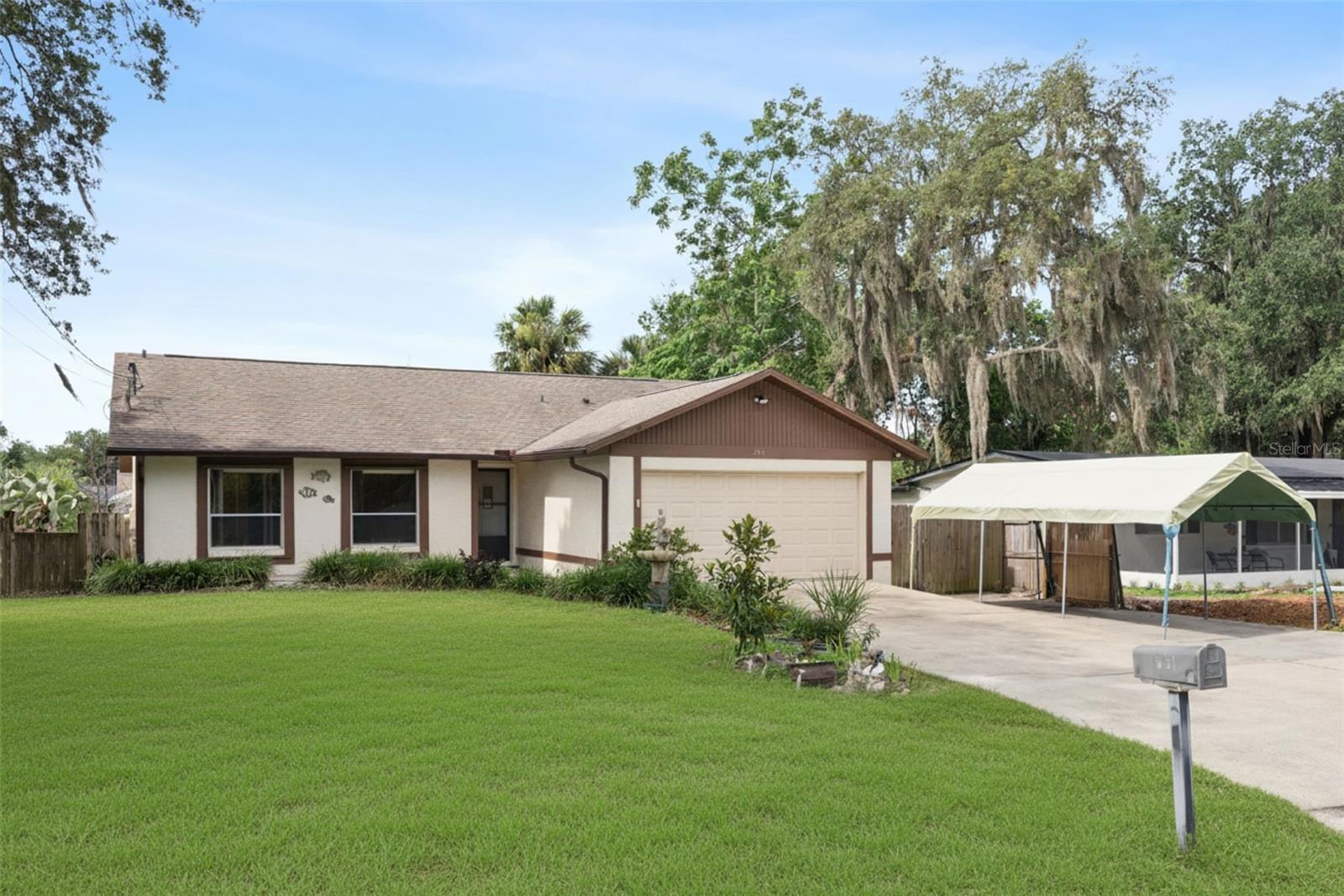 LONGWOOD PARK - Residential