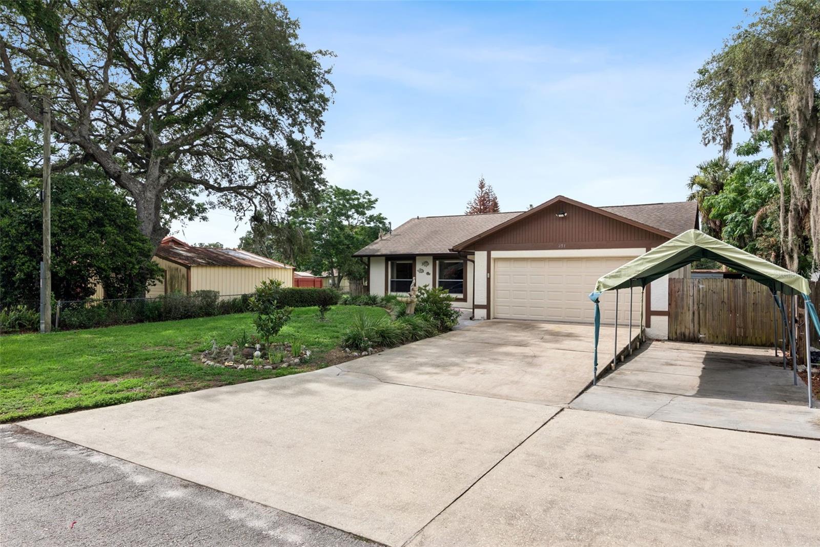 LONGWOOD PARK - Residential