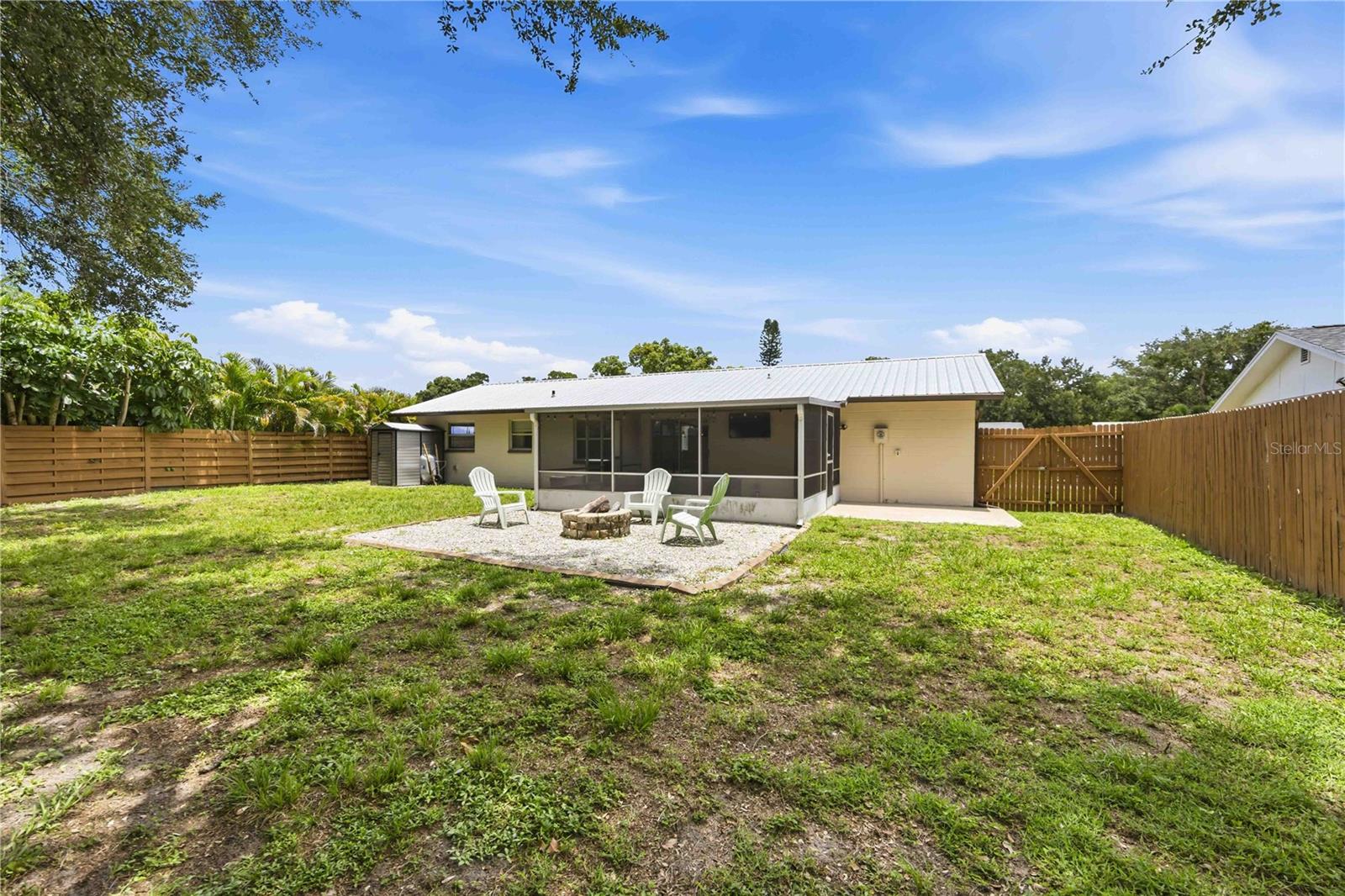 RIDGEWOOD ESTATES 12 ADD - Residential