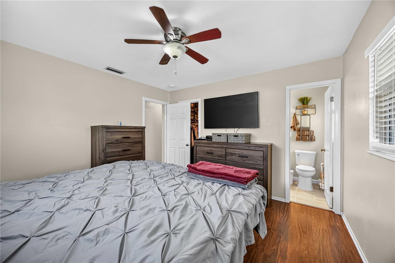 RIDGEWOOD ESTATES 12 ADD - Residential