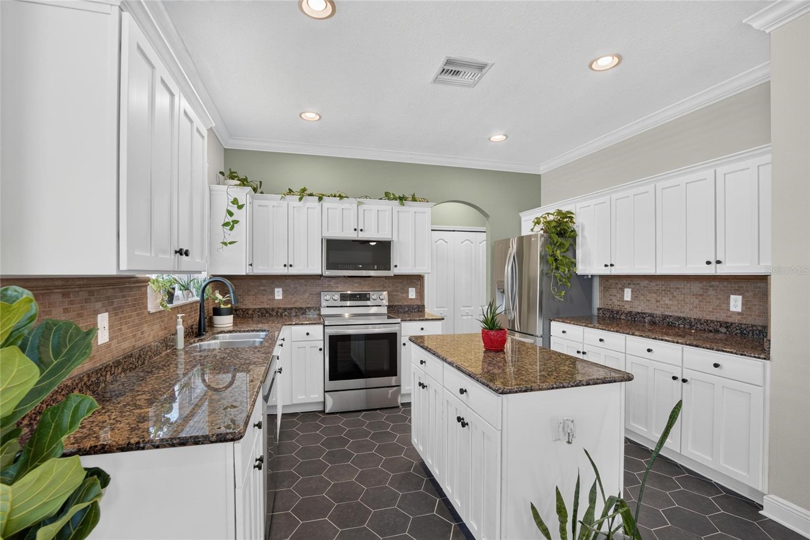 CANTERBURY LAKES PH 4 - Residential