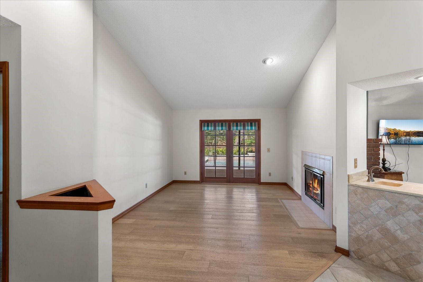 TUSCAWILLA UNIT 14A - Residential