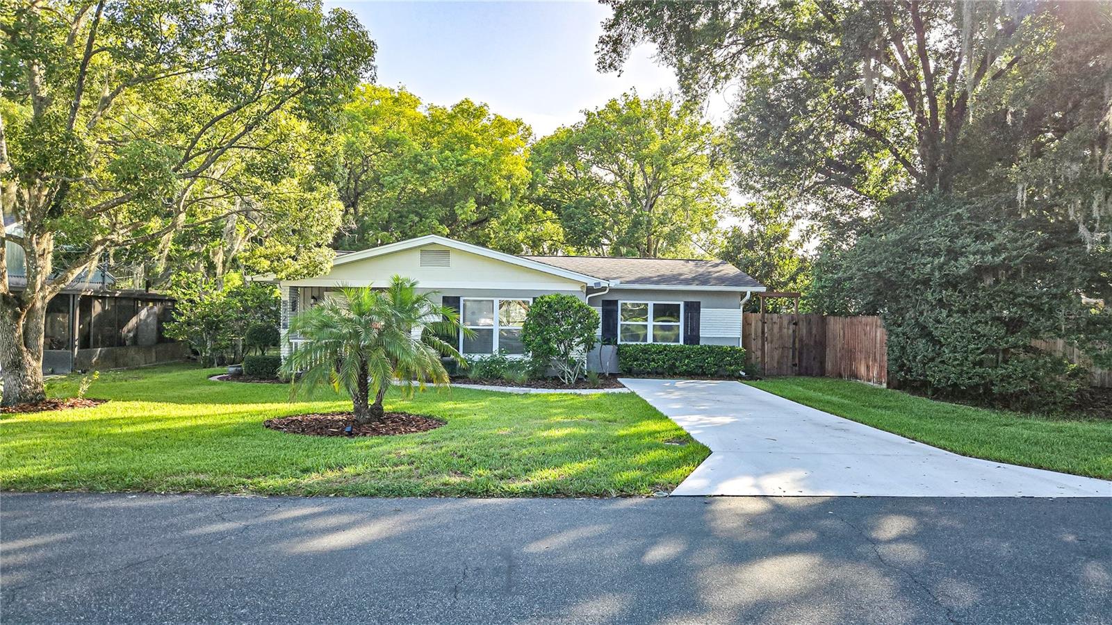 CITY ZEPHYRHILLS - Residential