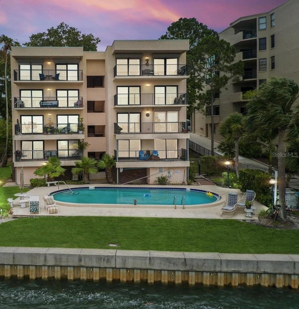 HICKORY GROVE CONDO - Residential Lease