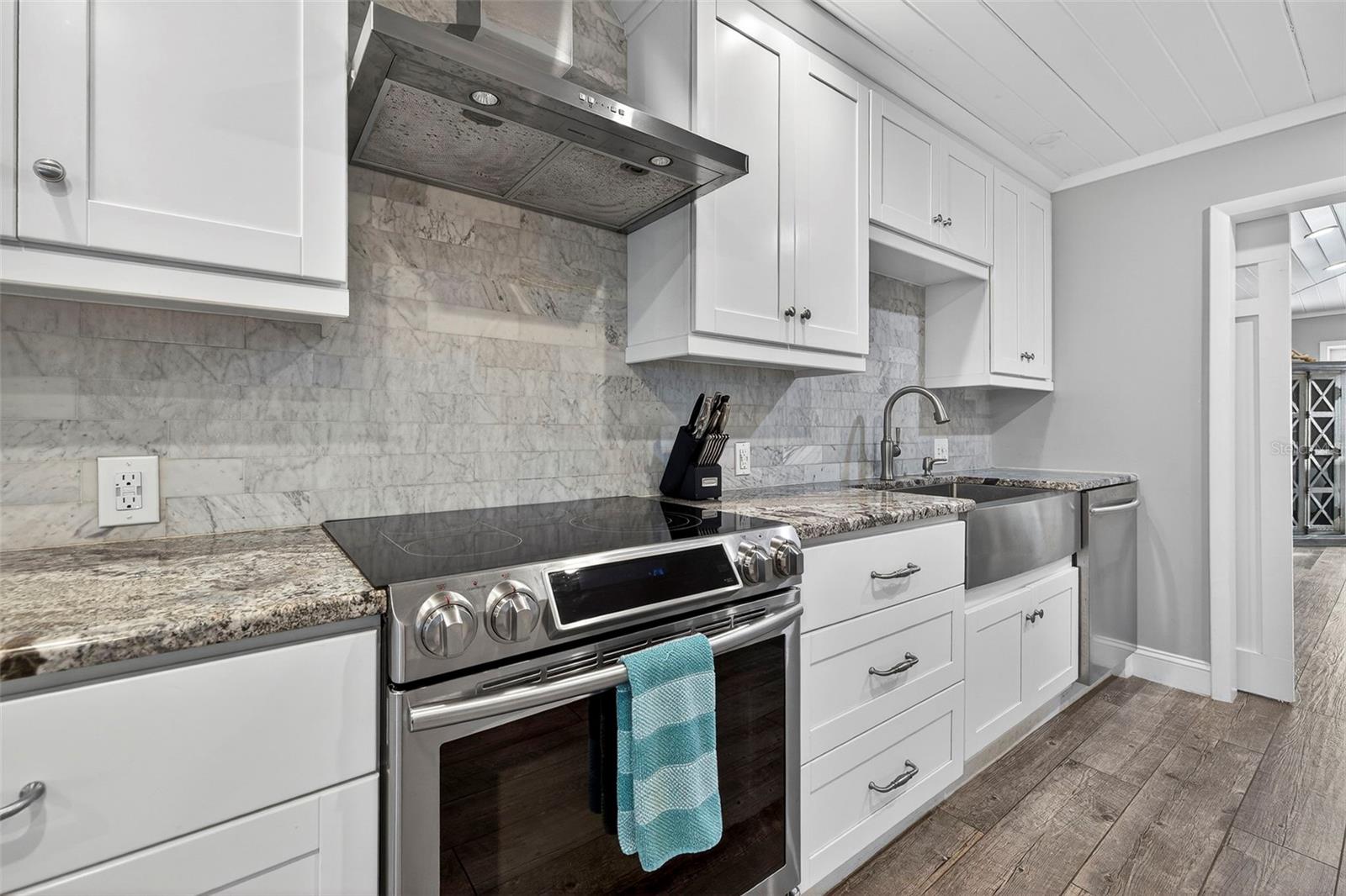 DON CE-SAR PLACE - Residential