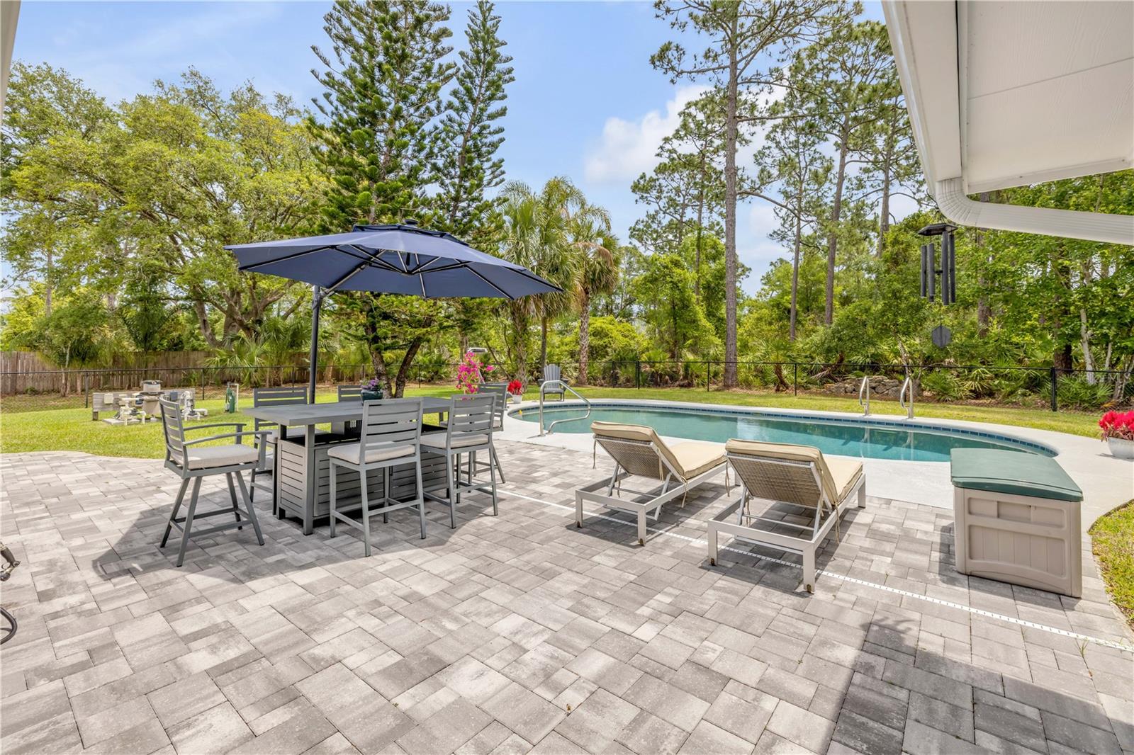 VILLAGE PINE RUN - Residential
