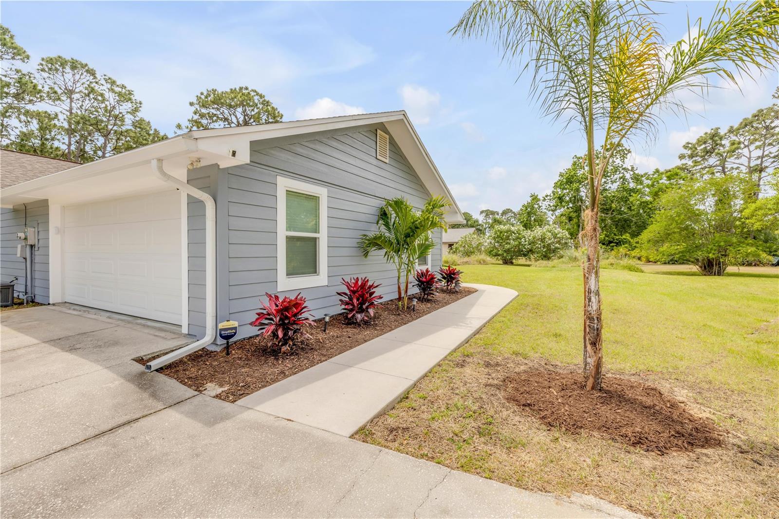 VILLAGE PINE RUN - Residential
