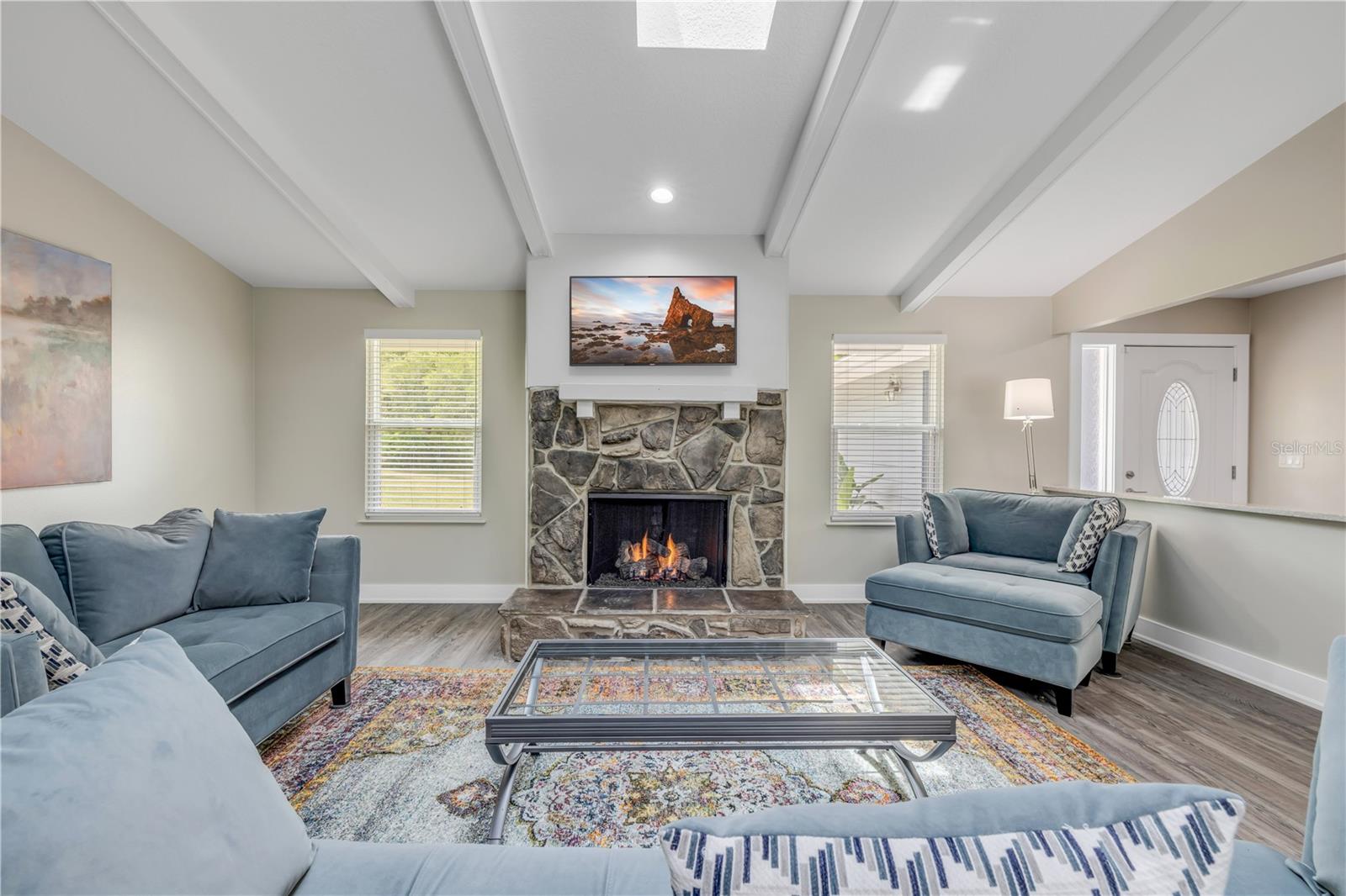 VILLAGE PINE RUN - Residential