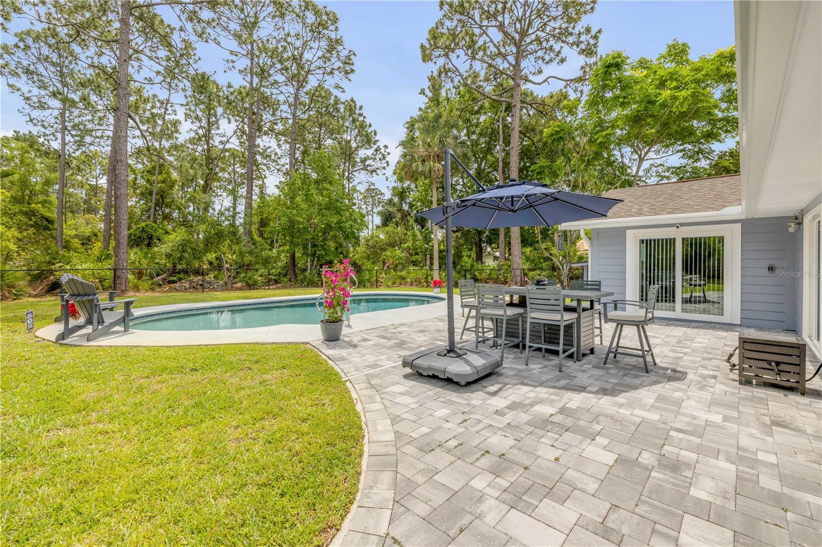 VILLAGE PINE RUN - Residential