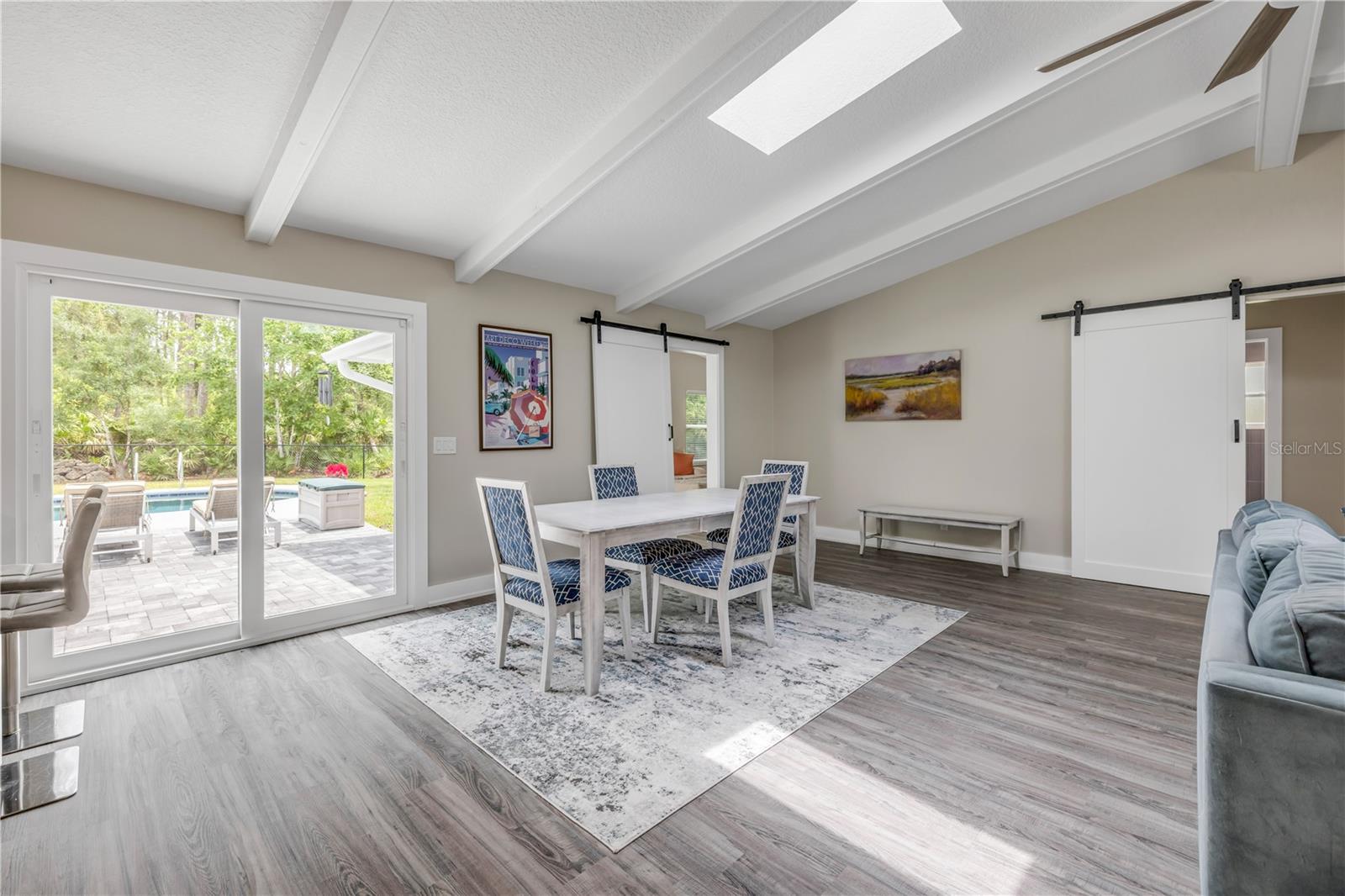 VILLAGE PINE RUN - Residential