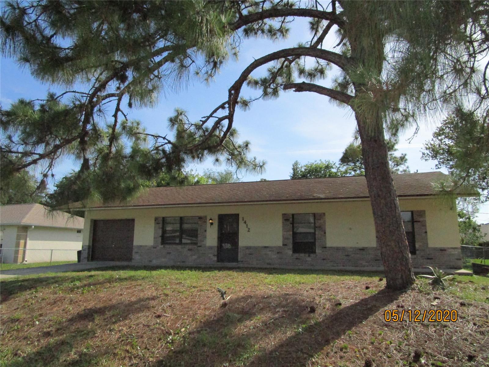 Nice convenient location in North Edgewater, 3BR 2BA plus 1 car garage. nice sized tiled living room, large pantry in kitchen, living room/dining room combo or there is room for eat-in kitchen. New carpet in bedrooms, fresh paint thru out.  Sliders to large patio in a very large fenced back yard. No Pets Allowed. New fridge and dishwasher to be delivered and installed mid June, they are on back order. First month's rent, security deposit and approved application/background check. Call Tina or Marcia to schedule showing 386-423-2189