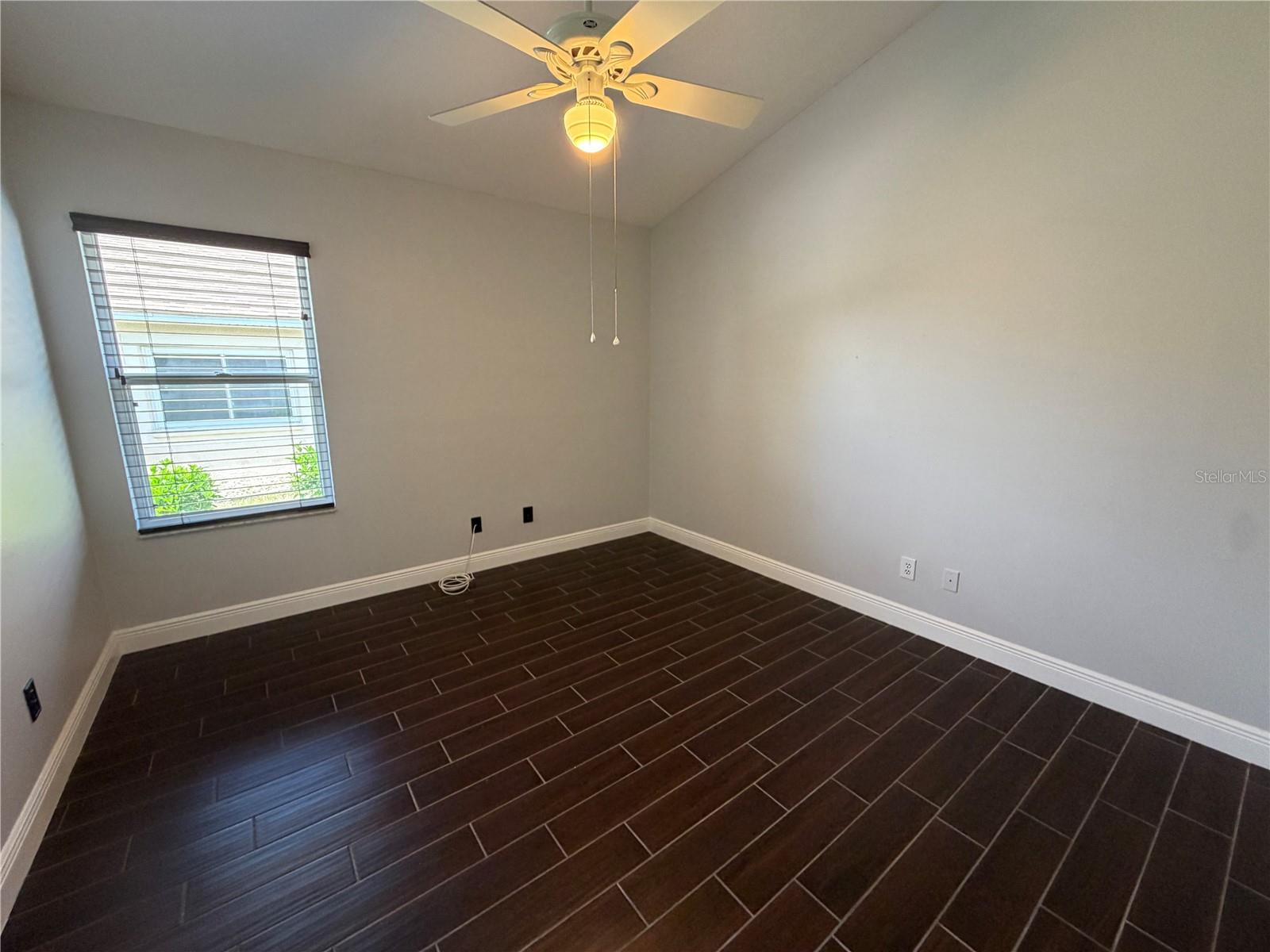 BRENTWOOD HILLS TRCT B UN 2 - Residential Lease