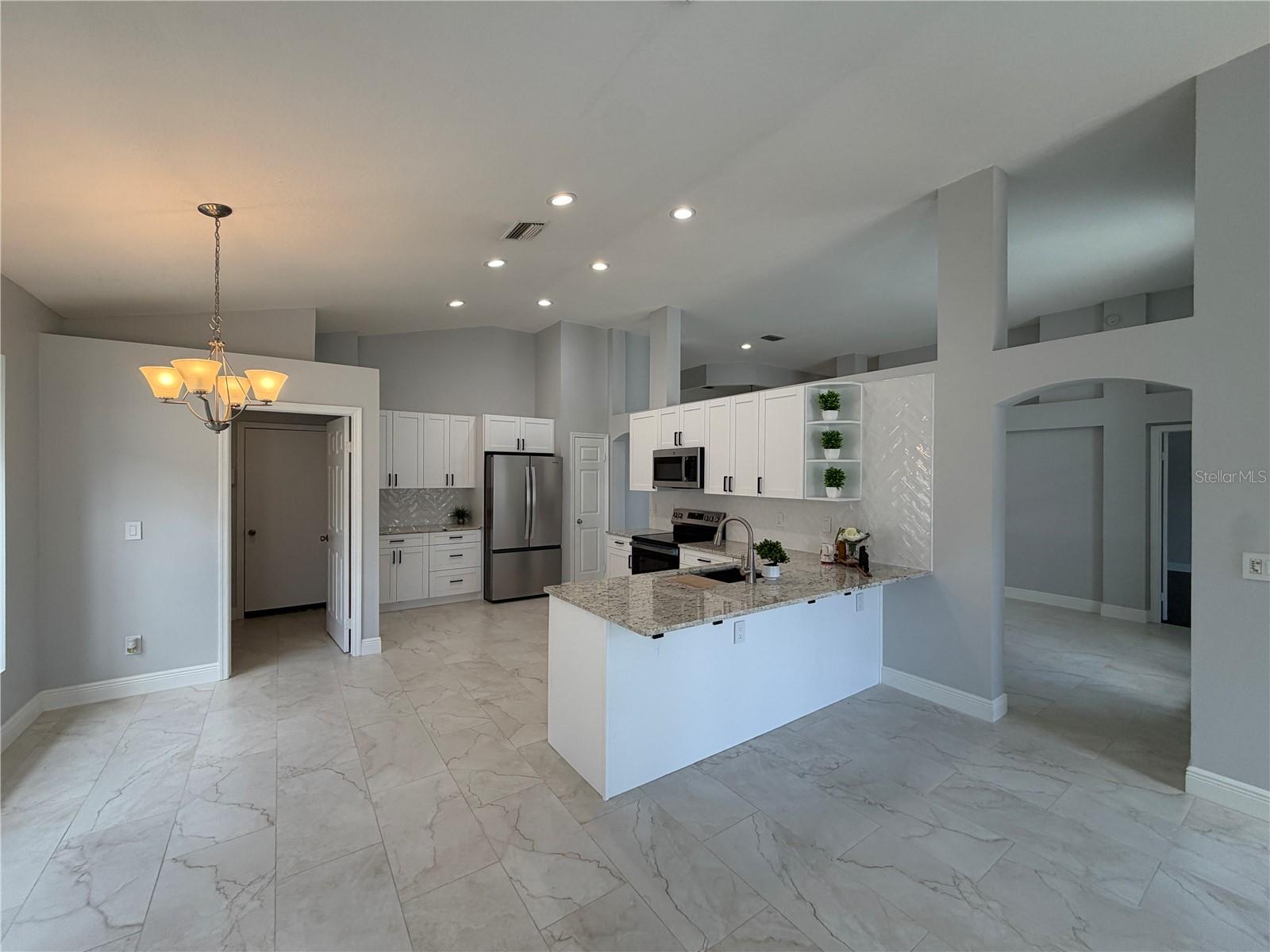 BRENTWOOD HILLS TRCT B UN 2 - Residential Lease