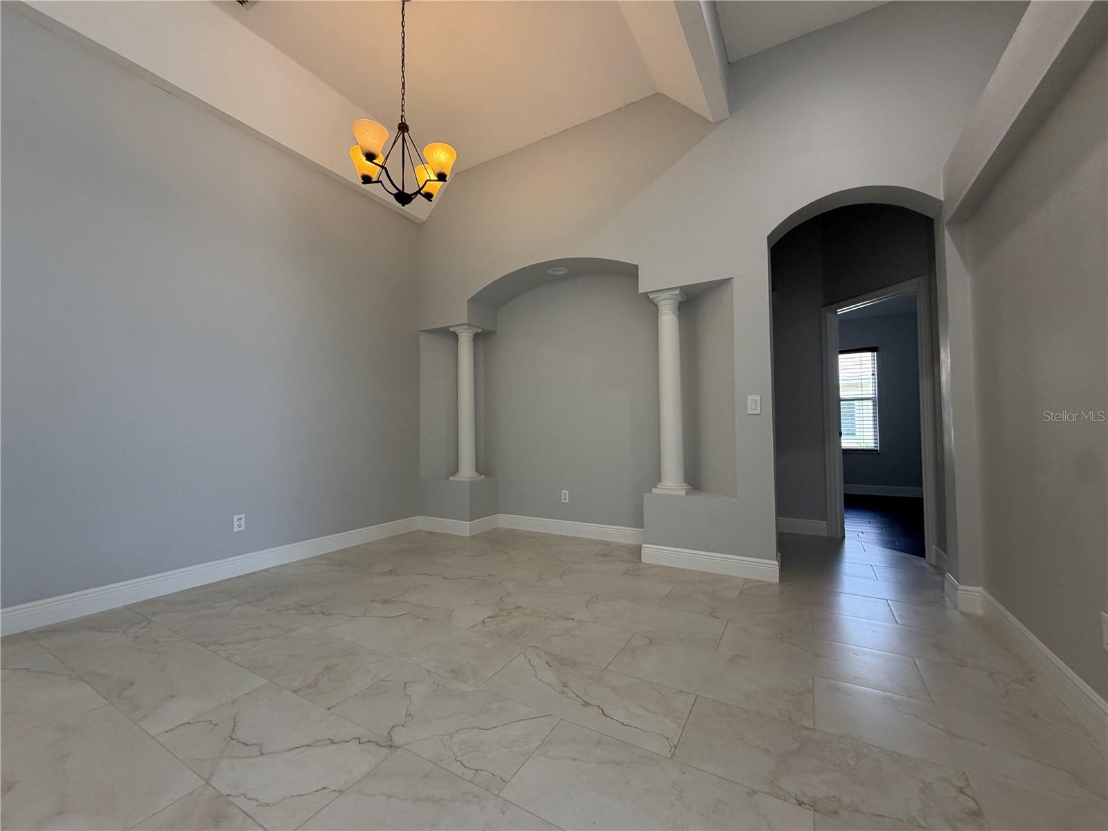 BRENTWOOD HILLS TRCT B UN 2 - Residential Lease