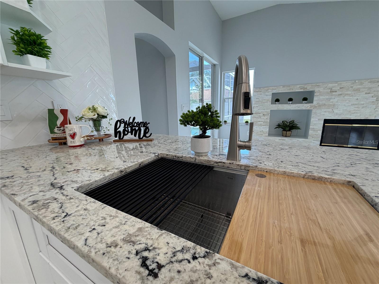 BRENTWOOD HILLS TRCT B UN 2 - Residential Lease