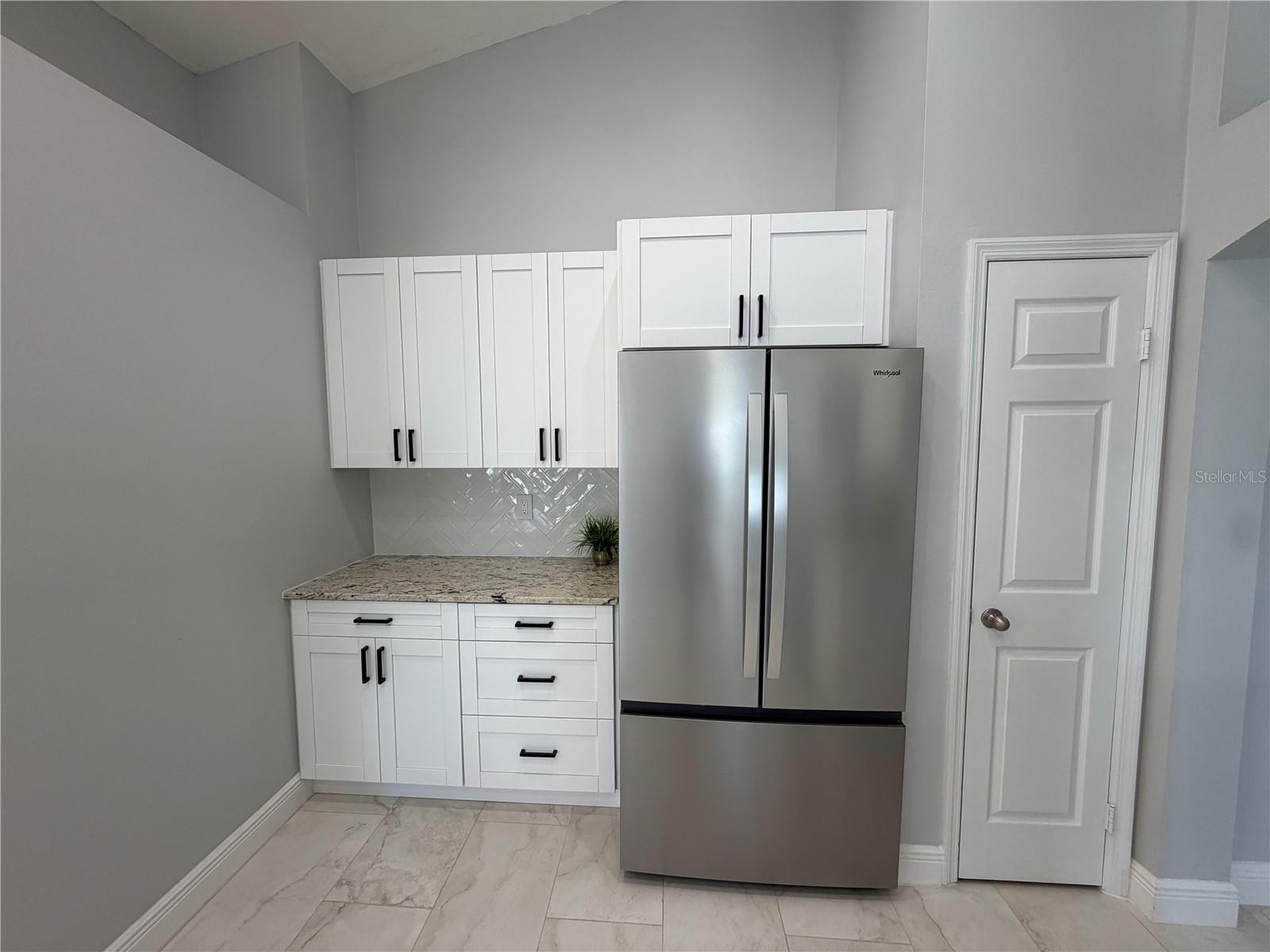 BRENTWOOD HILLS TRCT B UN 2 - Residential Lease