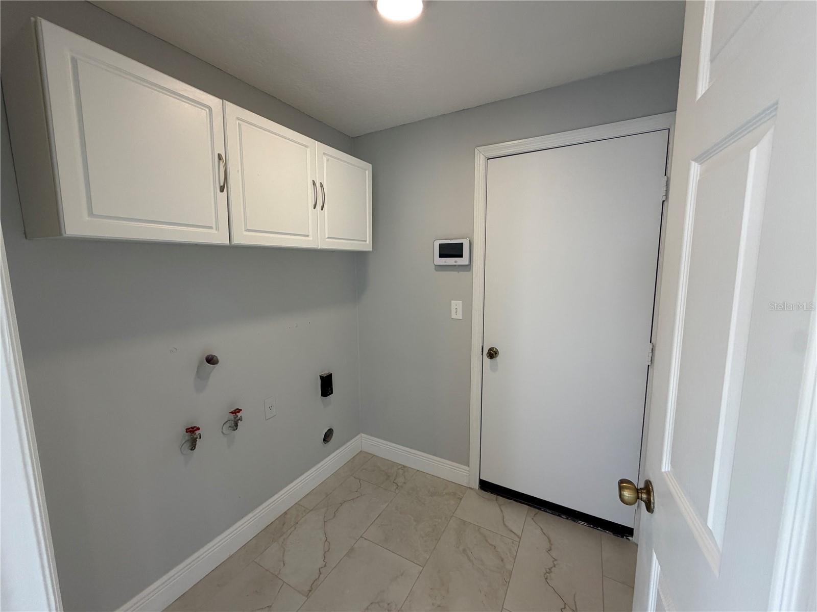BRENTWOOD HILLS TRCT B UN 2 - Residential Lease