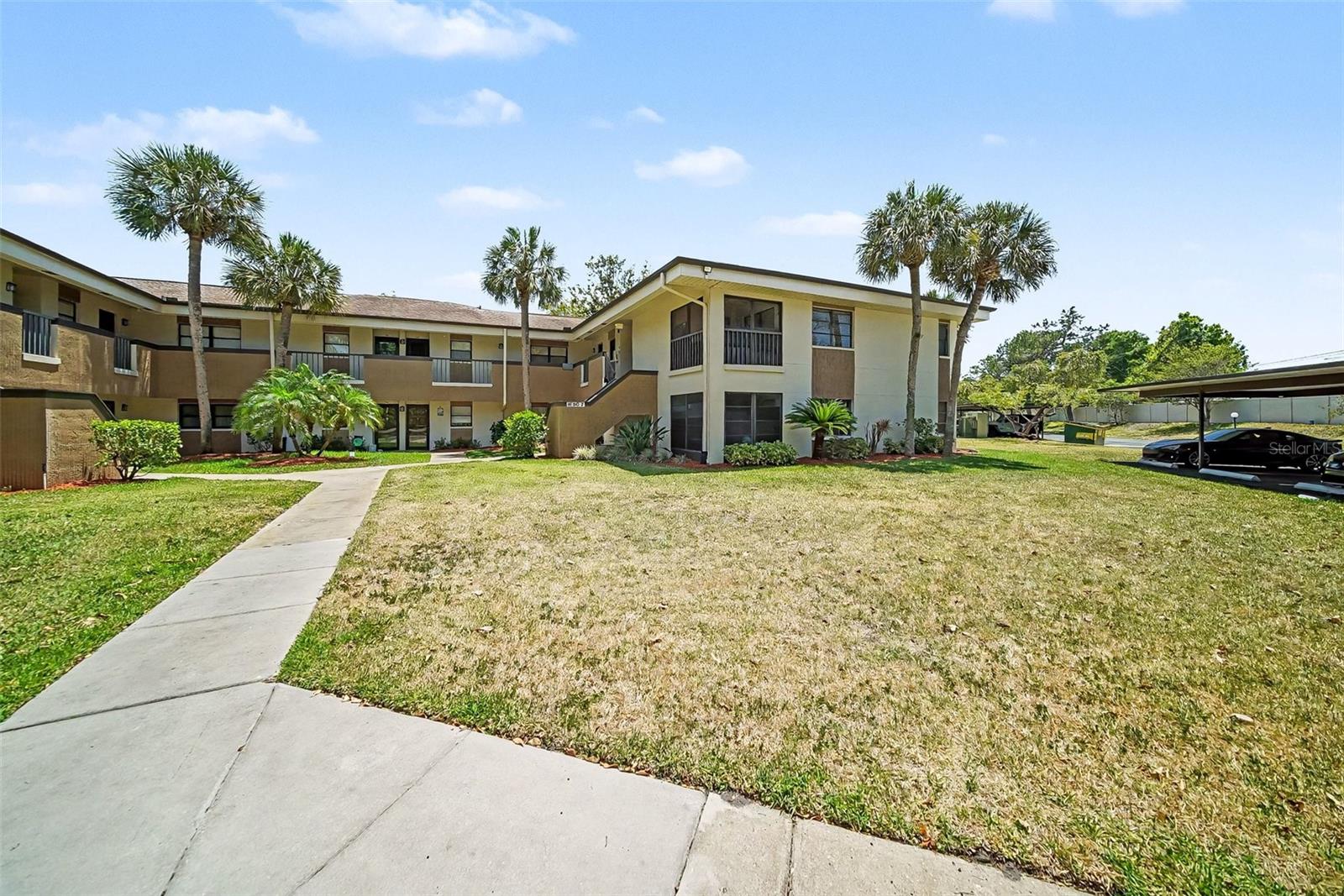 LANDINGS CONDO, THE - Residential