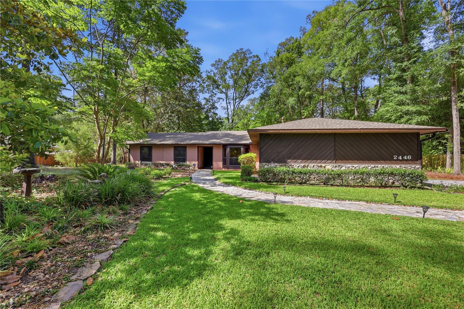 ROCK CREEK - Residential