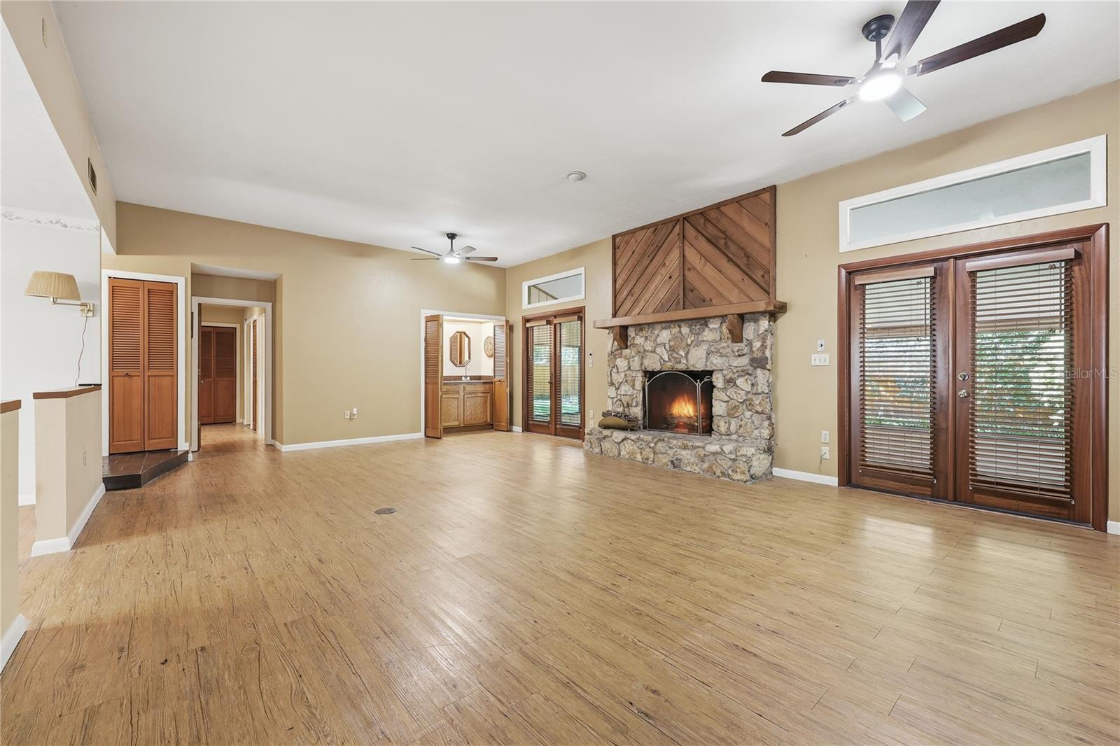 ROCK CREEK - Residential