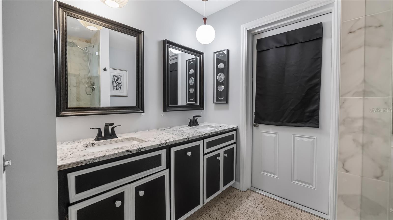 WILDWOOD HOMES - Residential