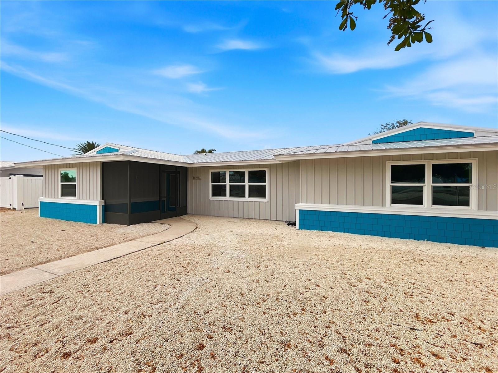 FLAMINGO CAY SECOND UNIT - Residential