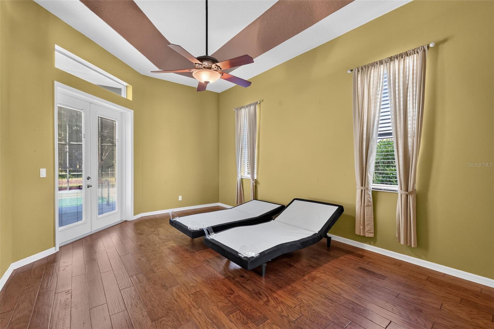 ROYAL HIGHLANDS PH 02-B LT 1317 PB 50 PG - Residential
