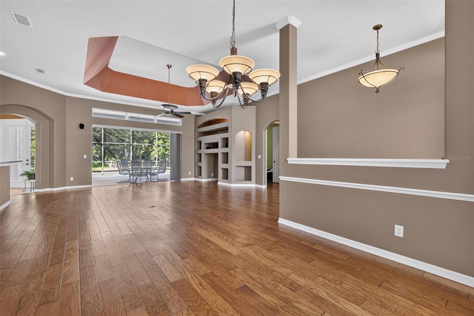 ROYAL HIGHLANDS PH 02-B LT 1317 PB 50 PG - Residential