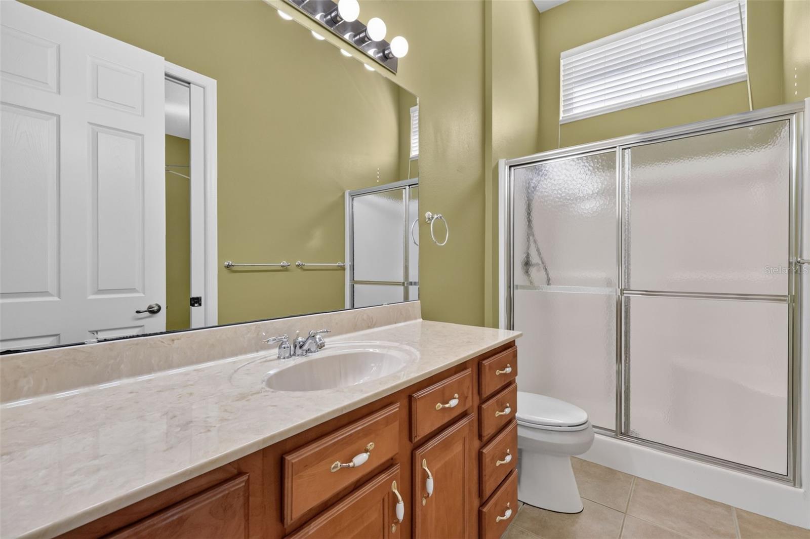ROYAL HIGHLANDS PH 02-B LT 1317 PB 50 PG - Residential
