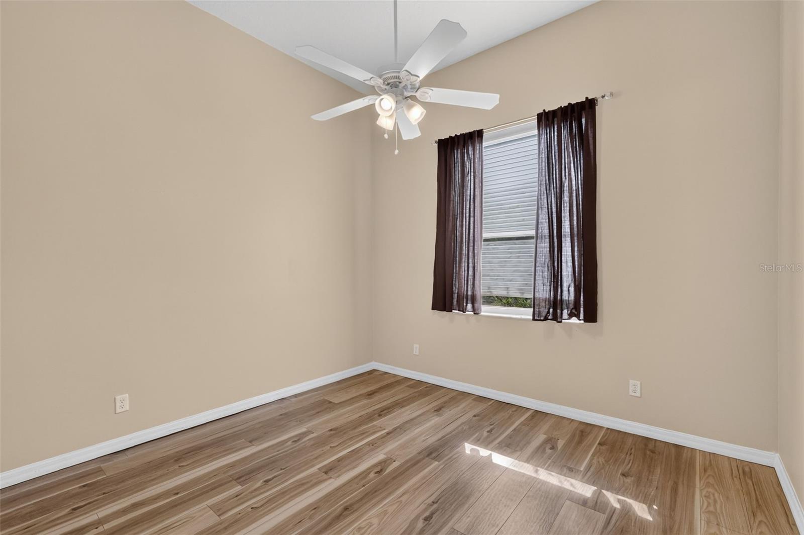 ROYAL HIGHLANDS PH 02-B LT 1317 PB 50 PG - Residential