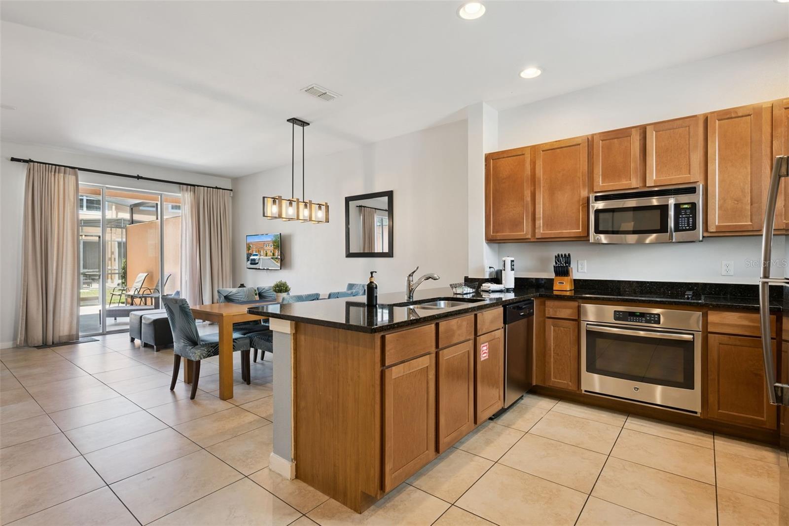 REGAL OAKS - Residential