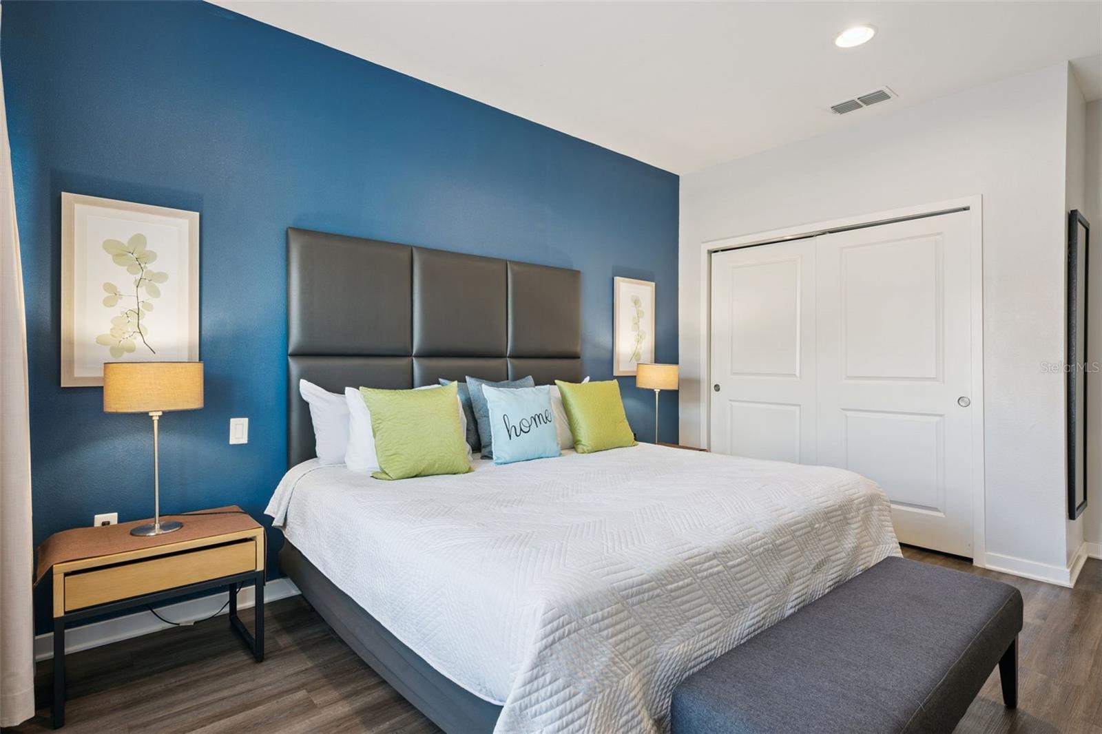 REGAL OAKS - Residential