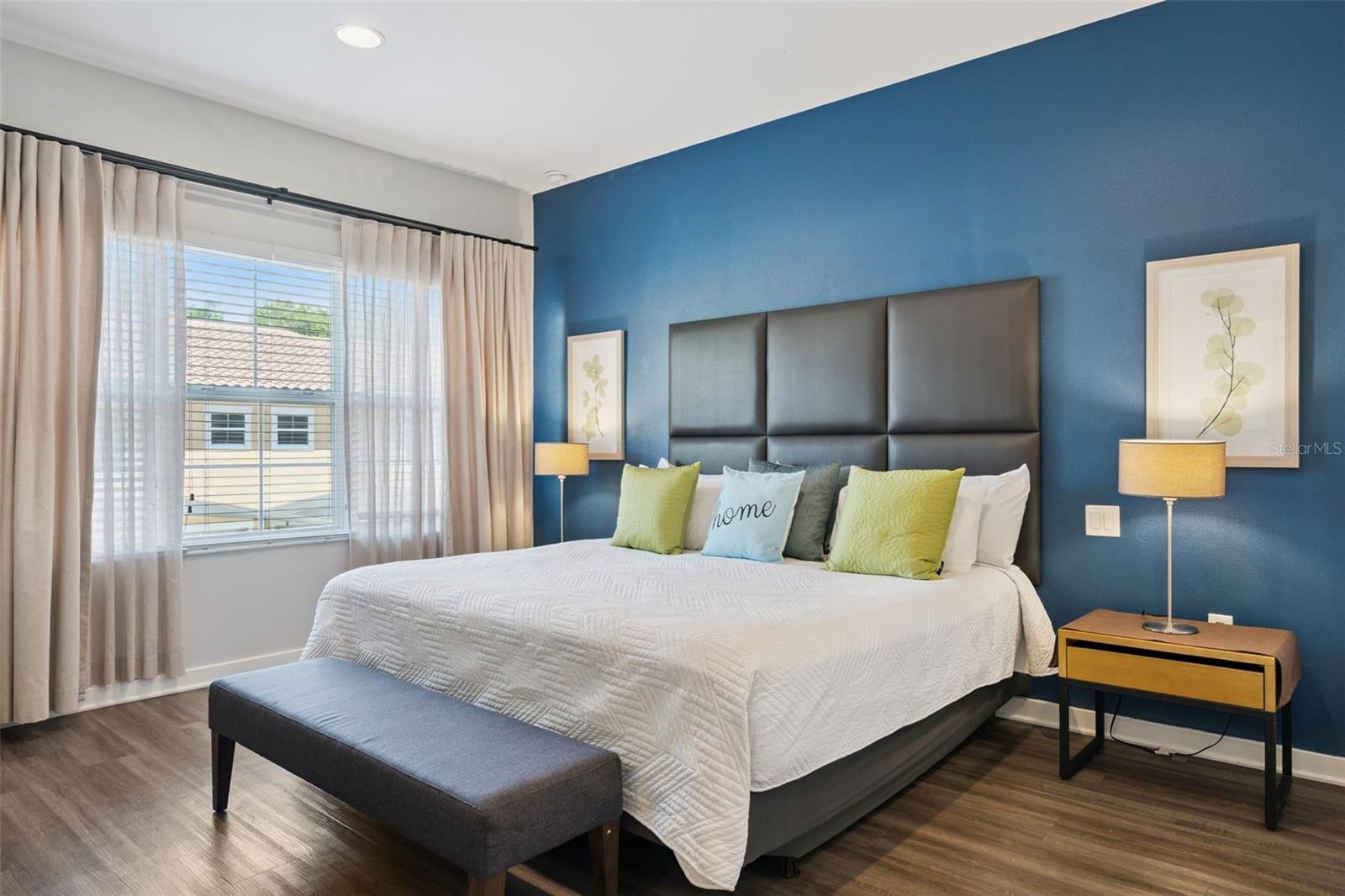 REGAL OAKS - Residential