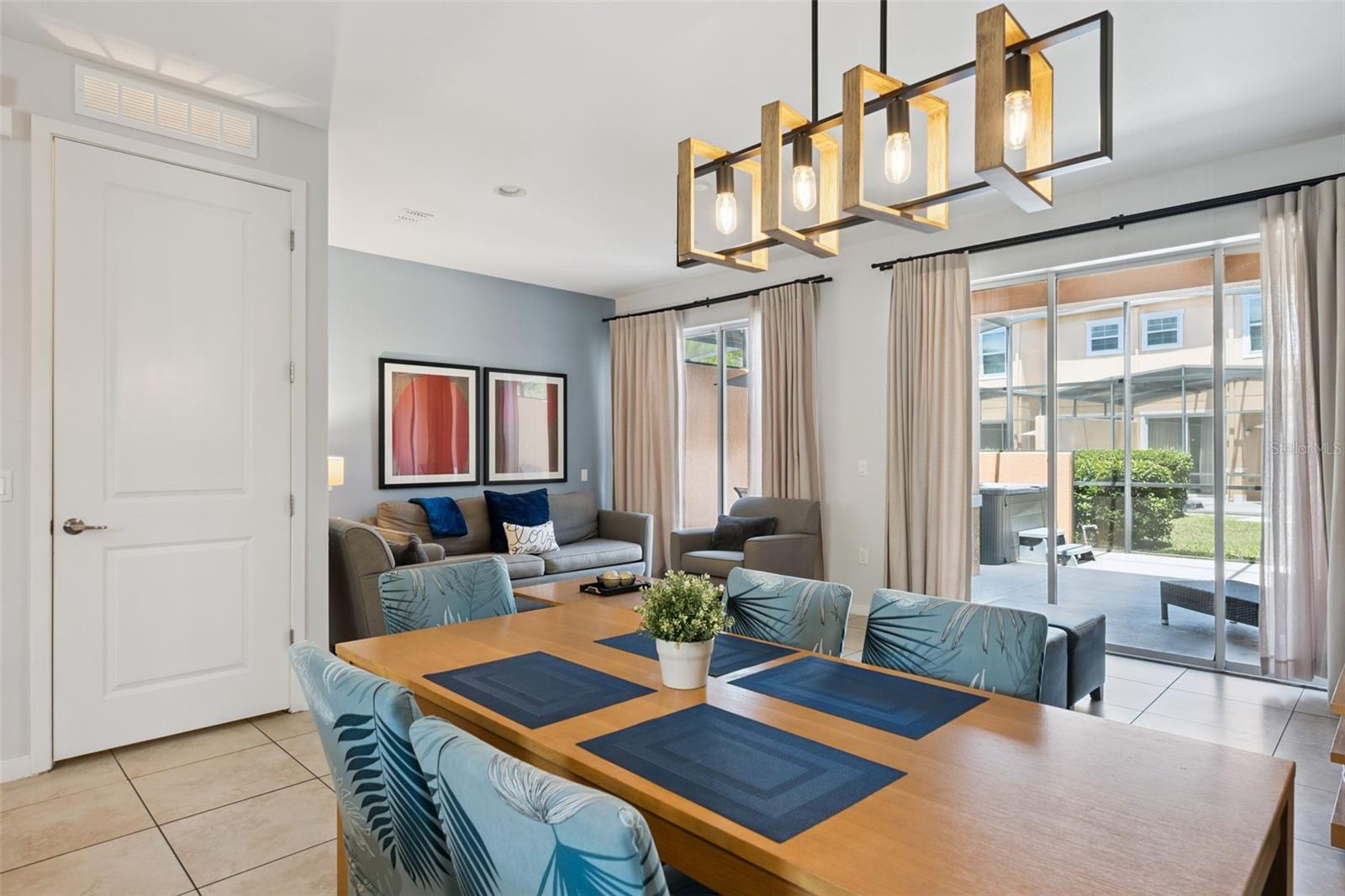 REGAL OAKS - Residential