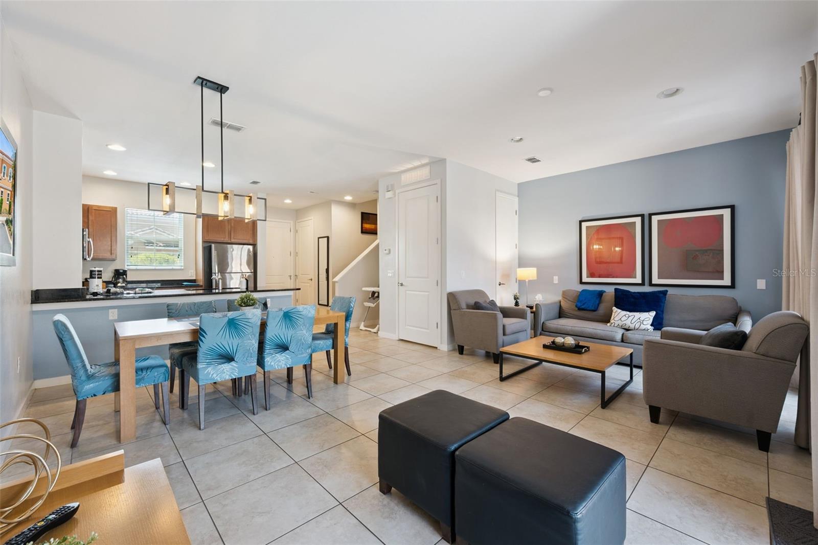 REGAL OAKS - Residential