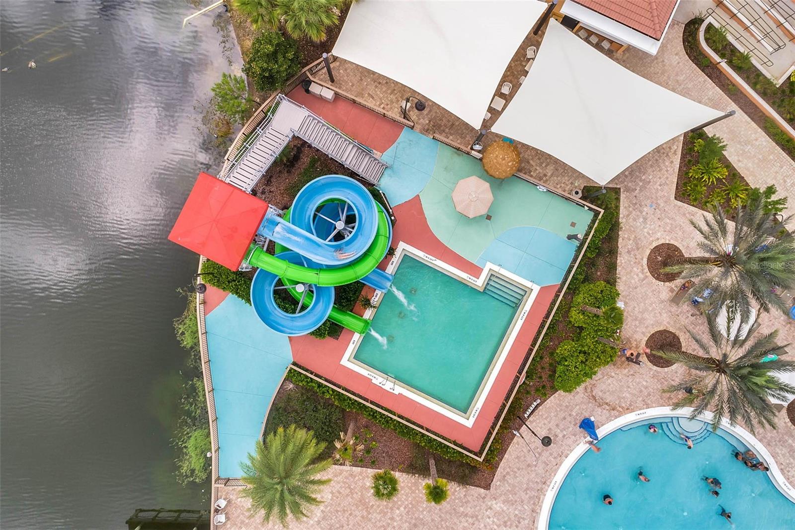 REGAL OAKS - Residential