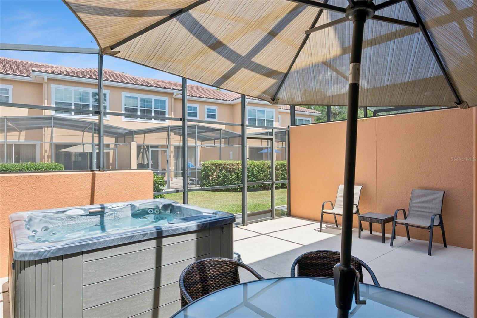 REGAL OAKS - Residential