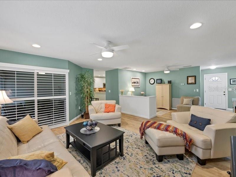 OAKHURST PH III - Residential