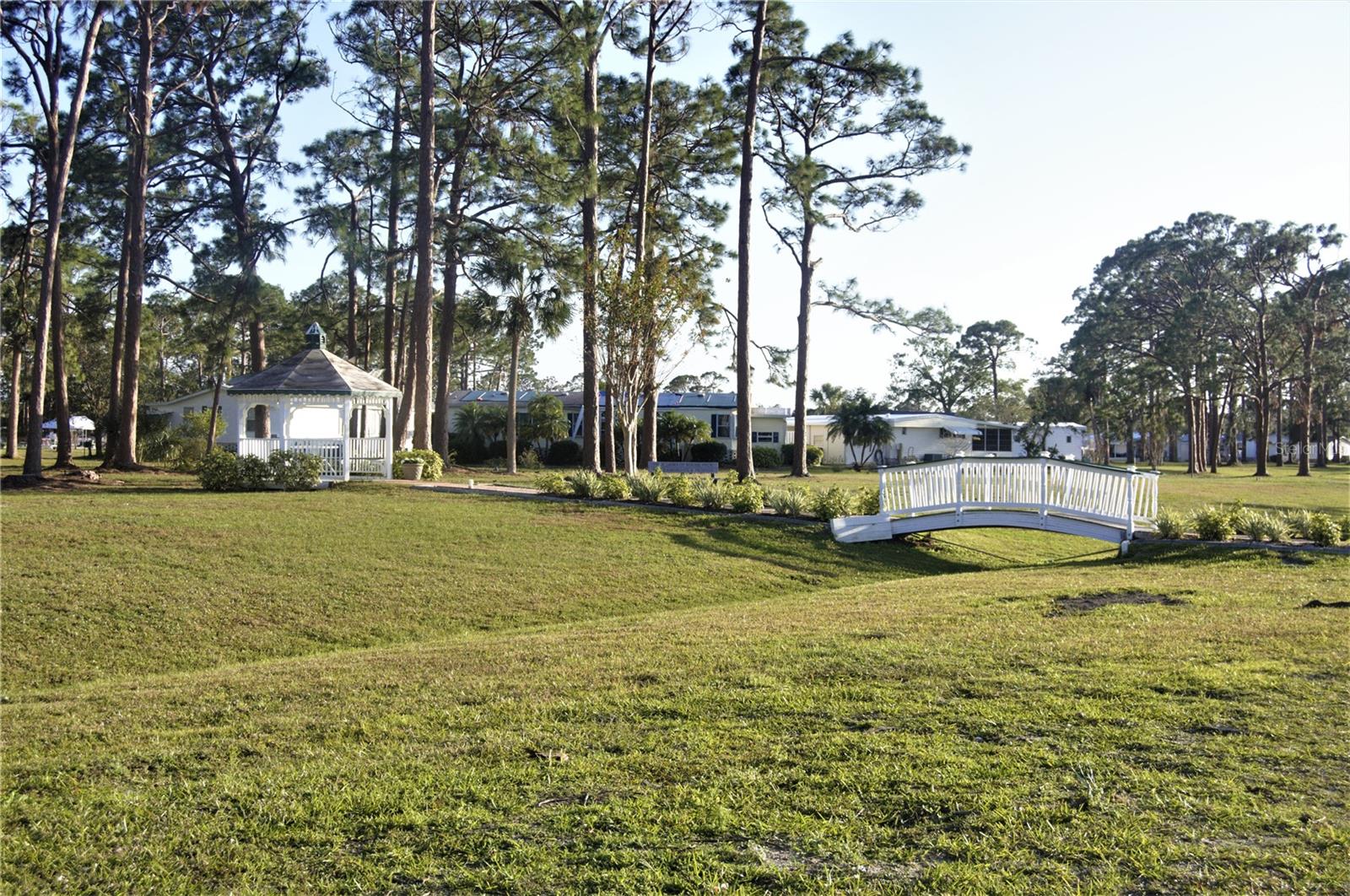 HOLIDAY PARK - Residential