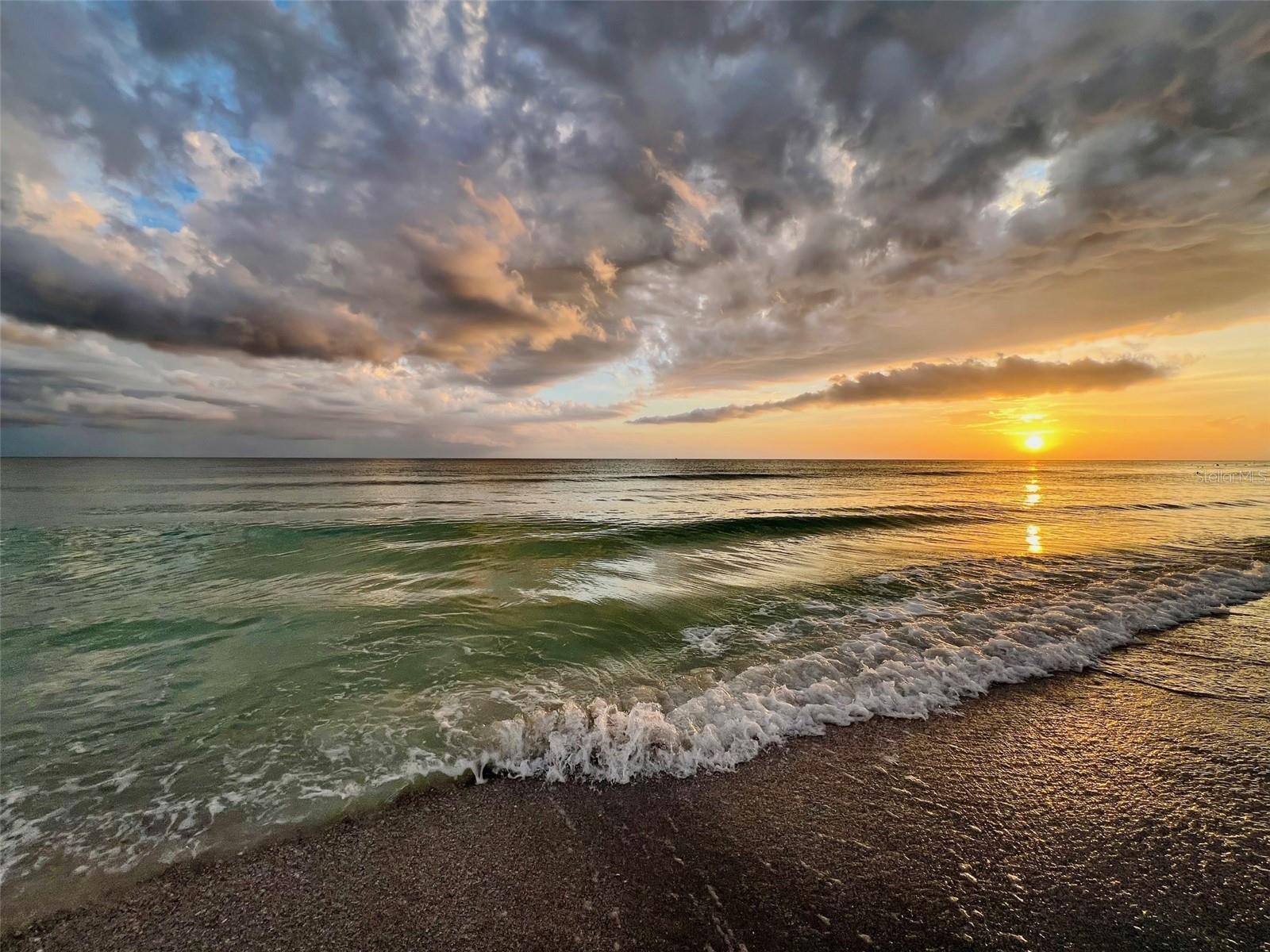 LIDO BEACH DIV B 3 - Residential Lease