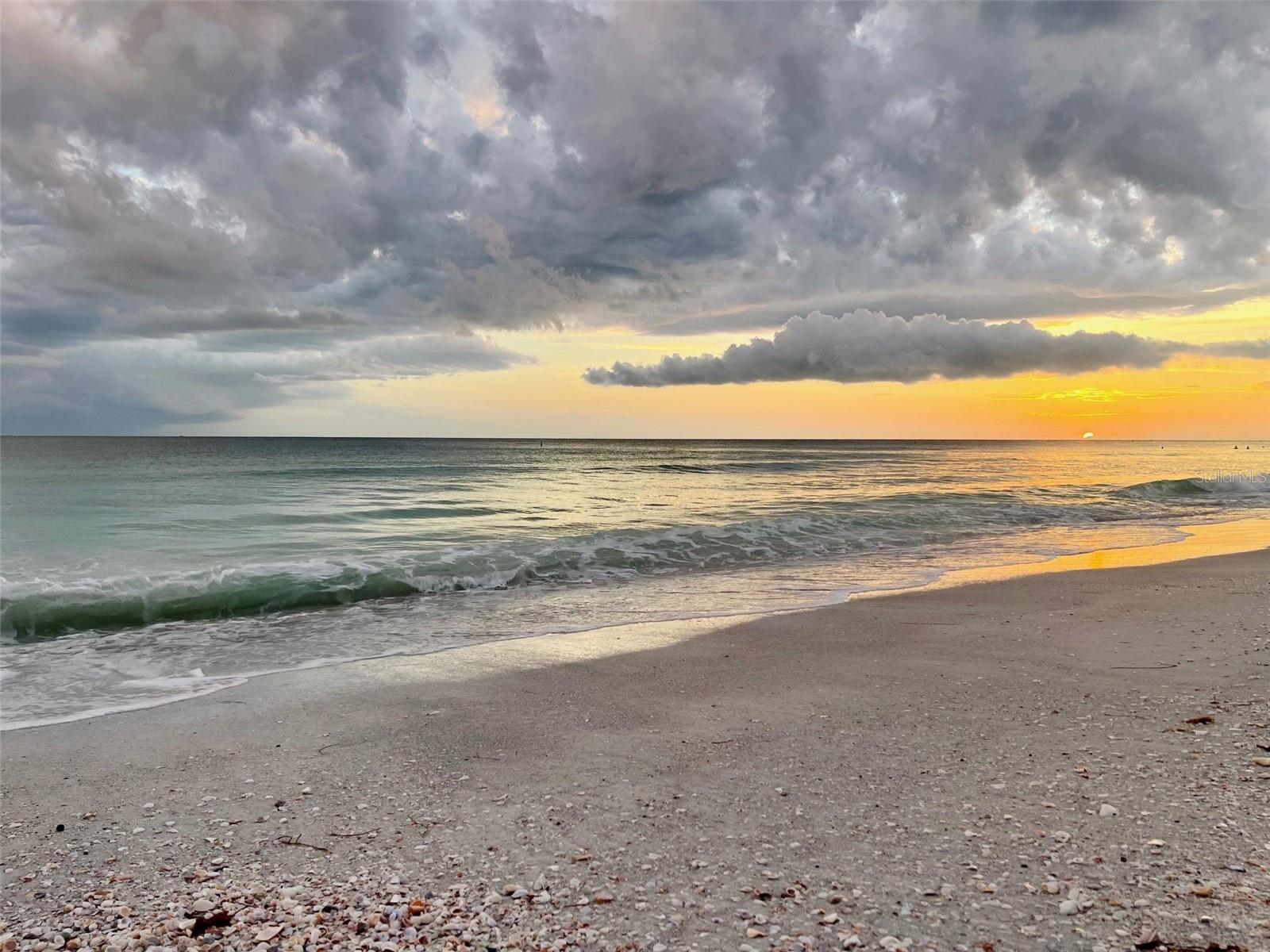 LIDO BEACH DIV B 3 - Residential Lease
