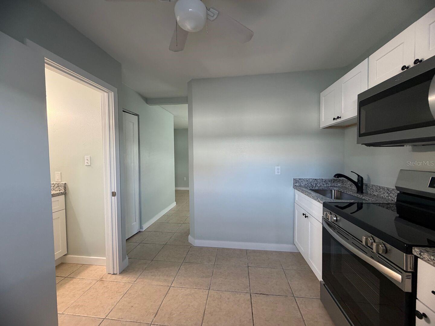 LIDO BEACH DIV B 3 - Residential Lease