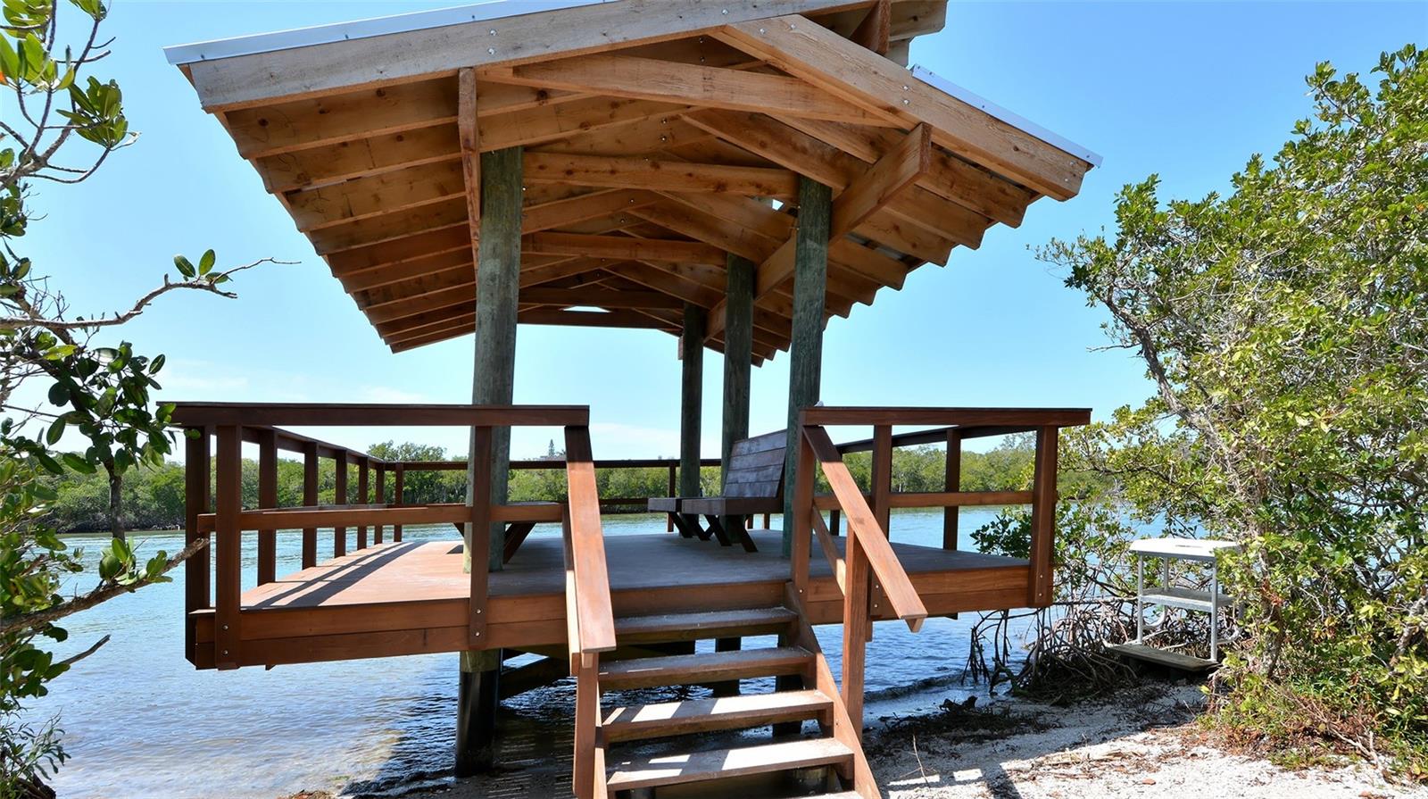 THE LANDINGS - Residential