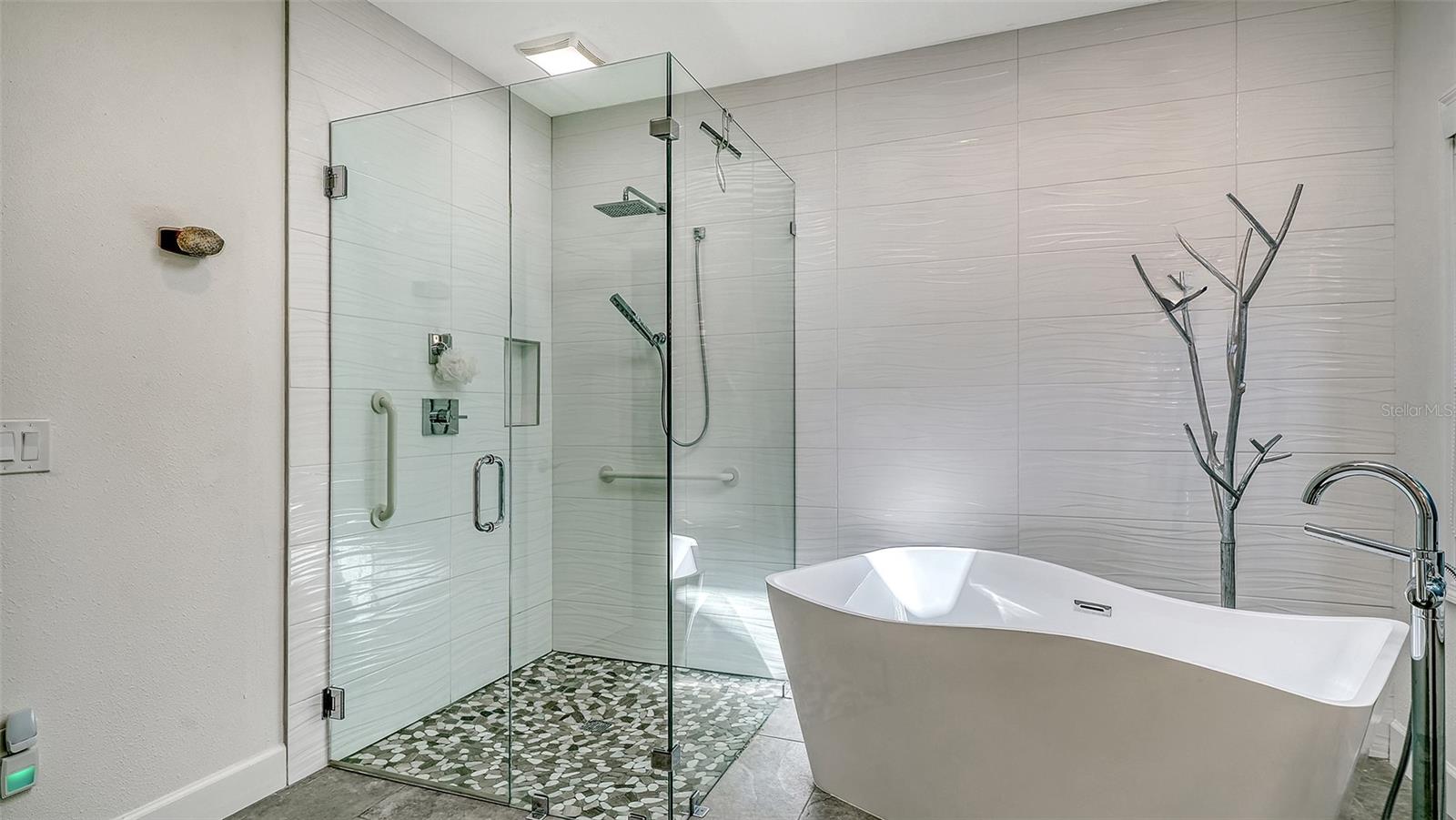 THE LANDINGS - Residential